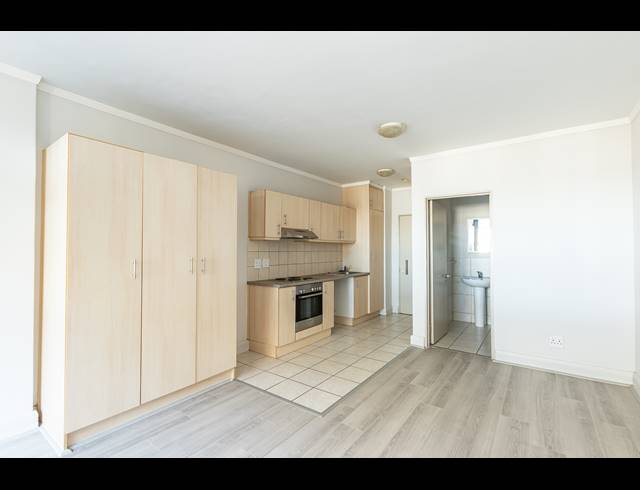 BEDROOM STUDIO APARTMENT TO LET IN CAPE TOWN CITY CENTRE